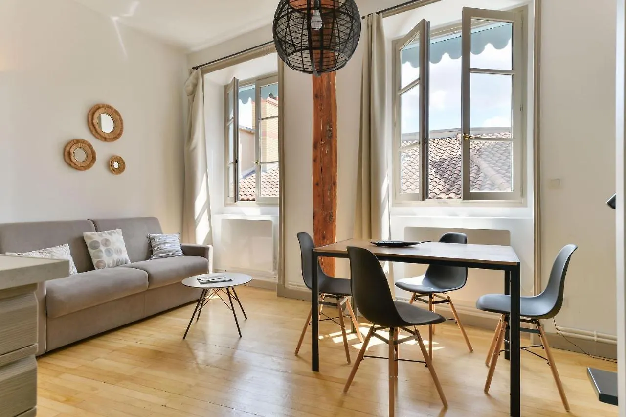 Ferienwohnung Les Jardins Du Gourguillon Lyon 0*,