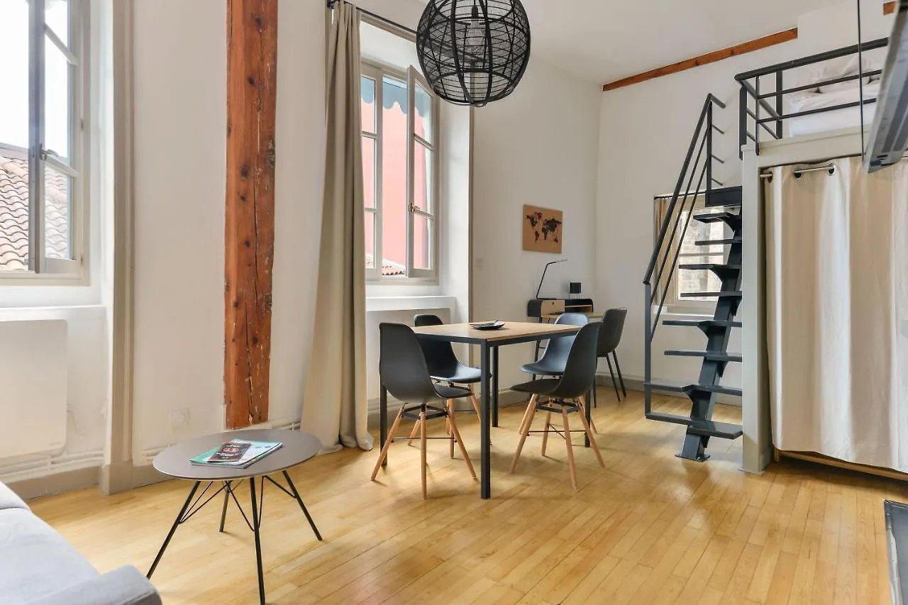 Ferienwohnung Les Jardins Du Gourguillon Lyon 0*,