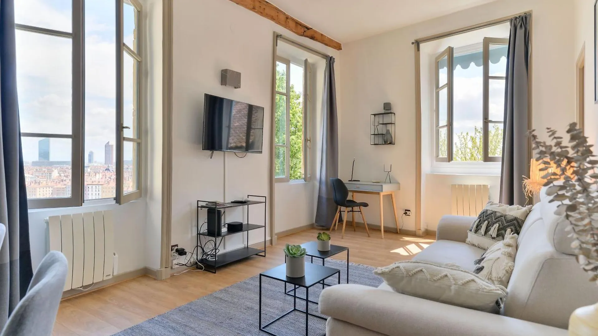 Ferienwohnung Les Jardins Du Gourguillon Lyon