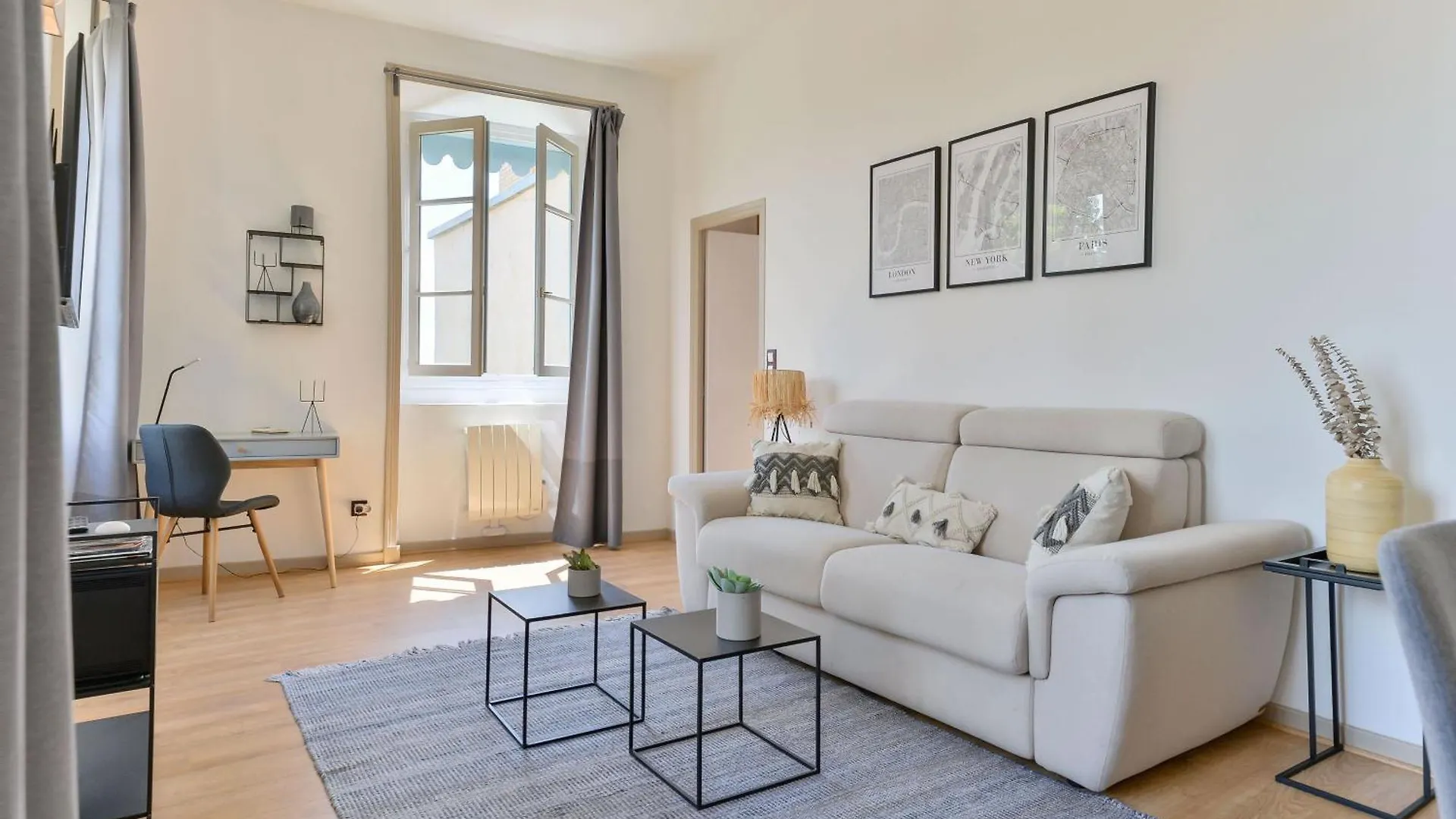 Les Jardins Du Gourguillon Apartment Lyon France